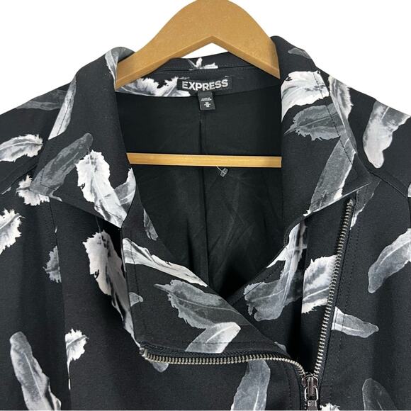 Express Black Feather Print Moto Jacket - Picture 4 of 7